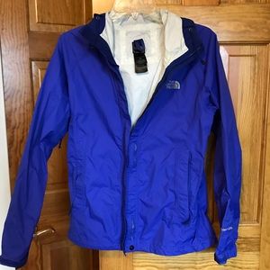Women’s the North face Rain Jacket - Small